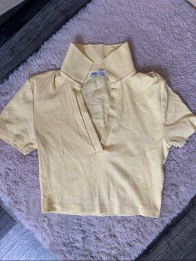 Zara Pale Yellow Ribbed Cropped Polo Top